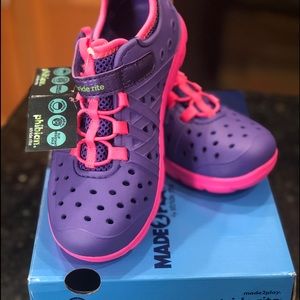 Stride Rite Made to Play Shoes